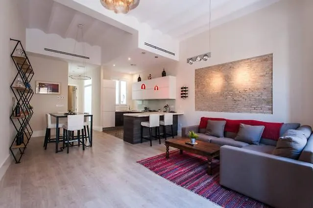 Aoa Green Gardens Suites Sevilla
