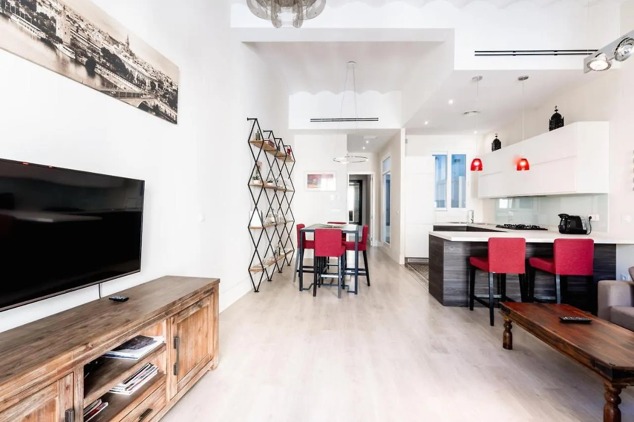 Aoa Green Gardens Suites Sevilla